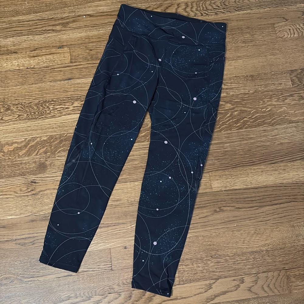 Sweaty Betty Zero Gravity Leggings Size M